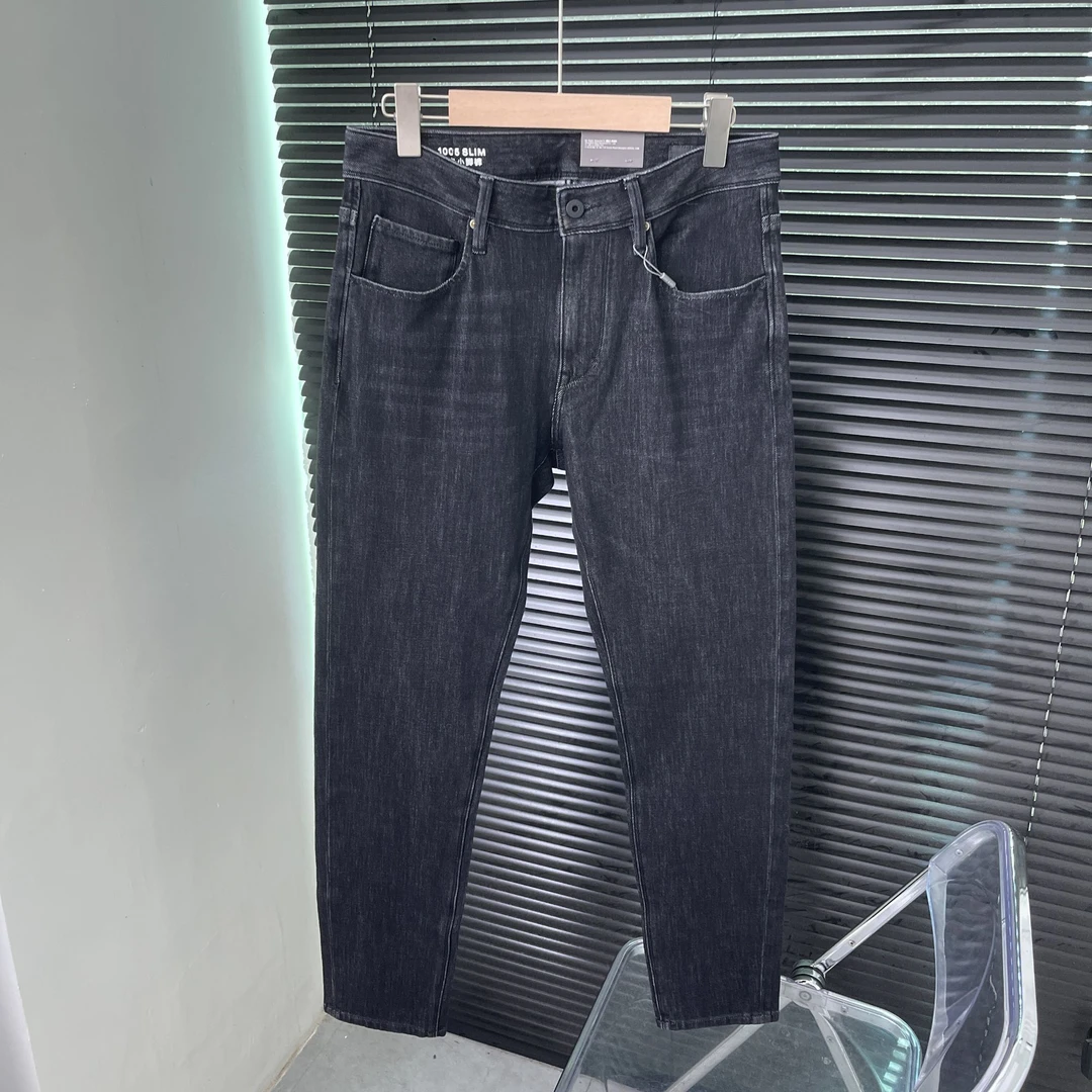 A 男款休闲牛仔裤 801224 DM24D883