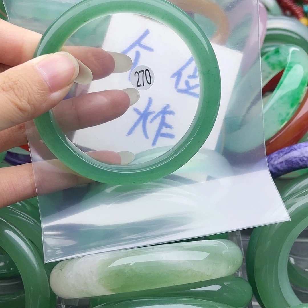 石英岩玉手镯未镶嵌62