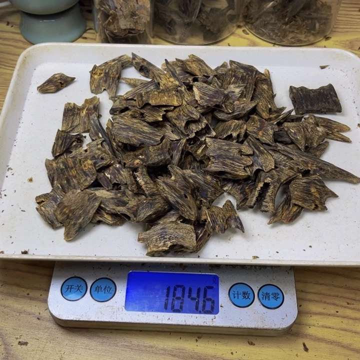 梦***兰沉香沉香碎屑陆河184 克