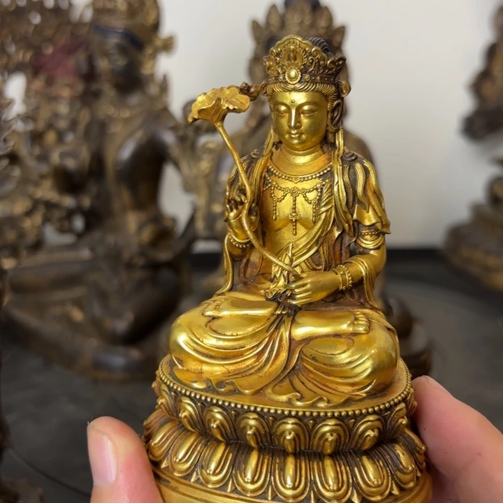 紫***师大势至菩萨鎏金摆件