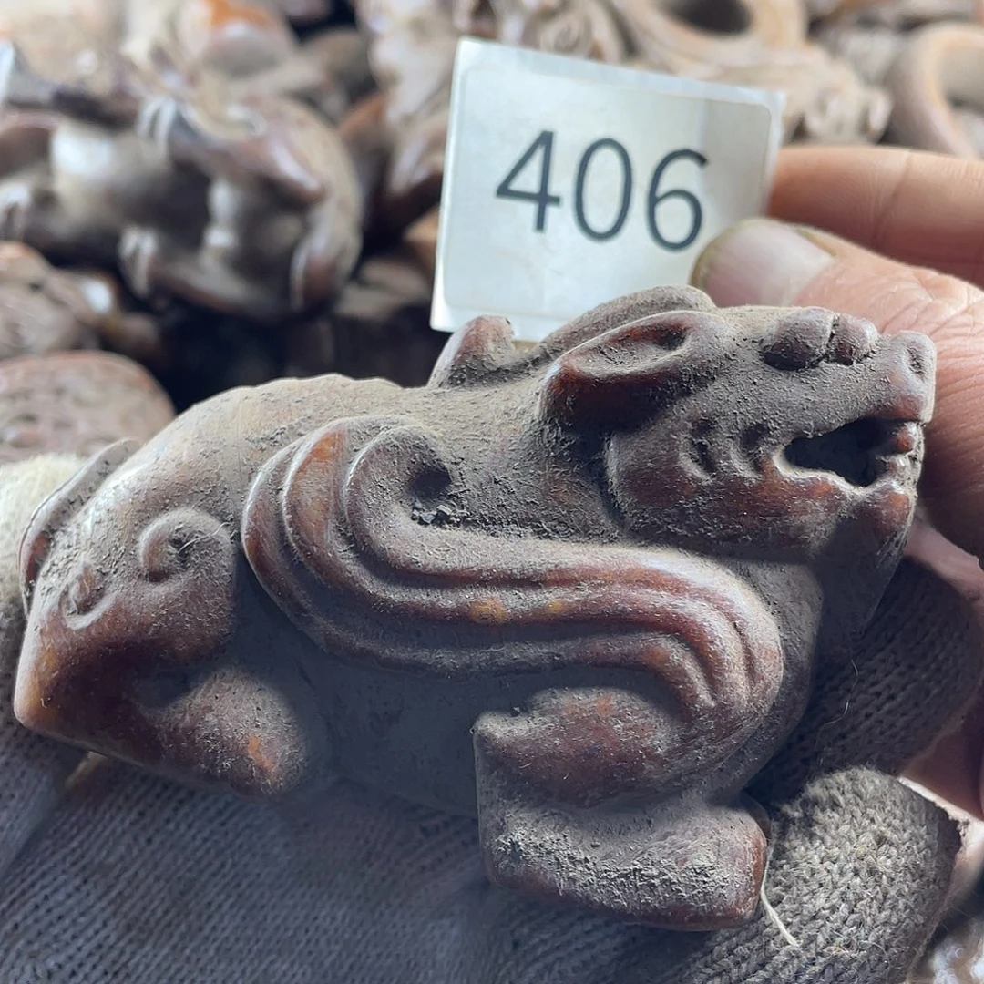 和田玉（糖玉）未镶嵌挂件