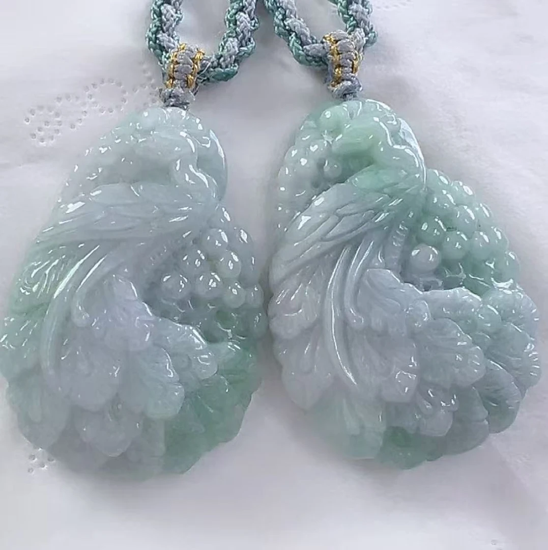 天然翡翠A货飘花凤凰（多样性发货只发一个）宽33+高47-48厚11送绳