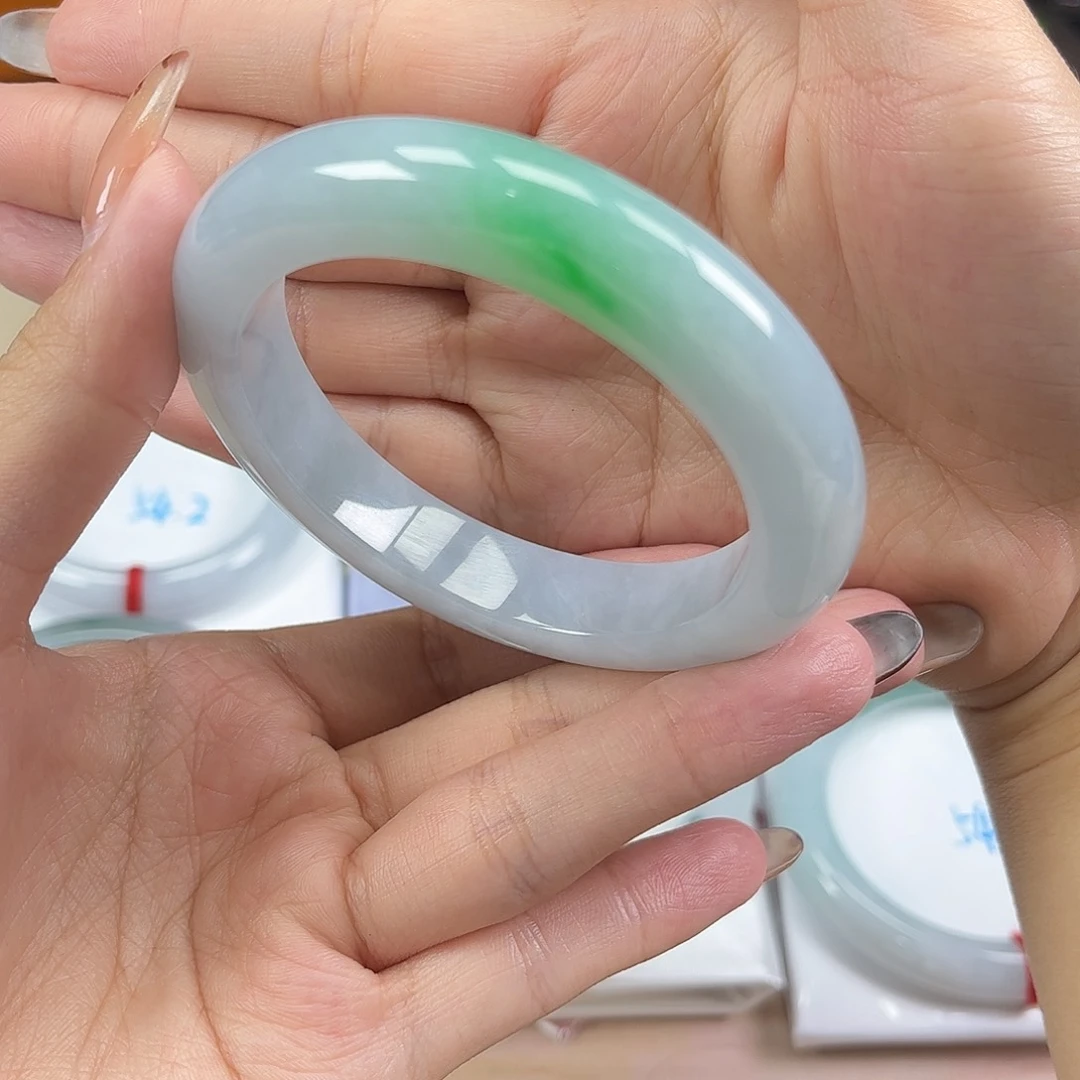 翡翠未镶嵌手镯7号