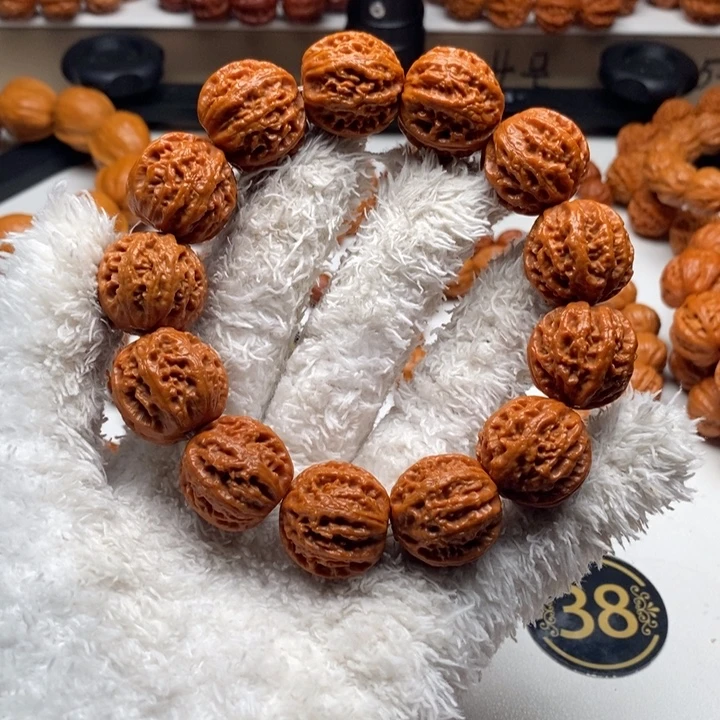 翌***翌文玩核桃吊坠22珊瑚纹