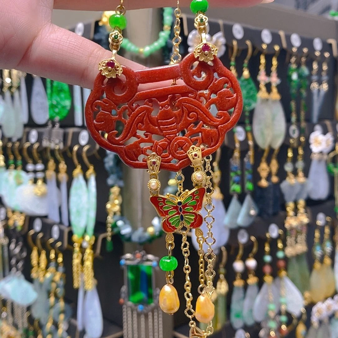 未镶嵌翡翠耳饰翡翠