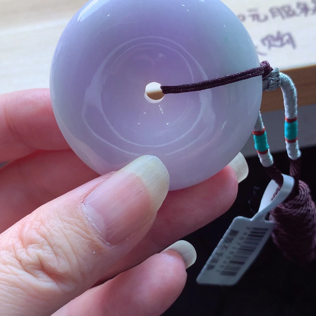 翡翠颈饰未镶嵌吊坠