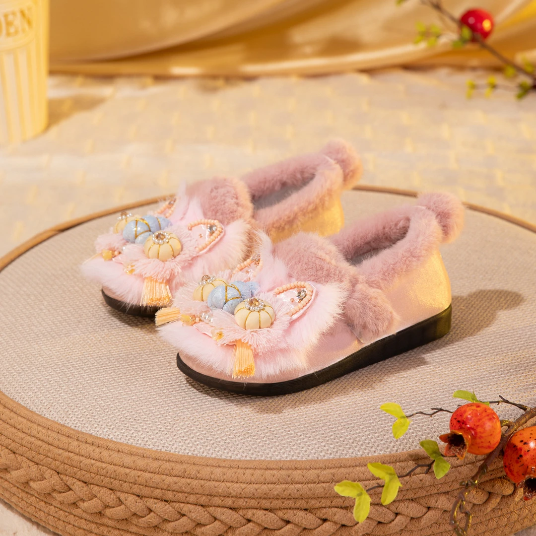 粉樱流梦棉2025冬新款非遗手工虎头鞋毛绒平底舒适棉鞋中式绣花鞋