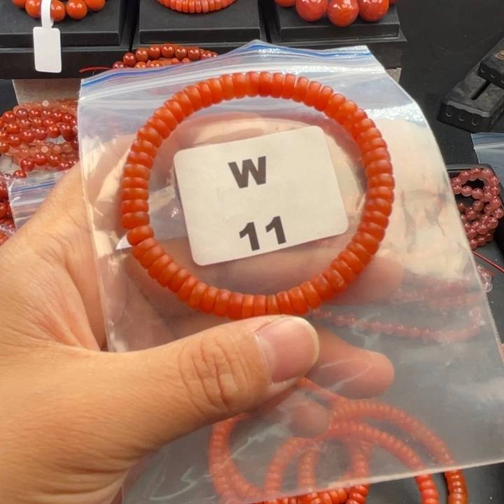 南红玛瑙未镶嵌多样性发货默认微瑕称重6mm