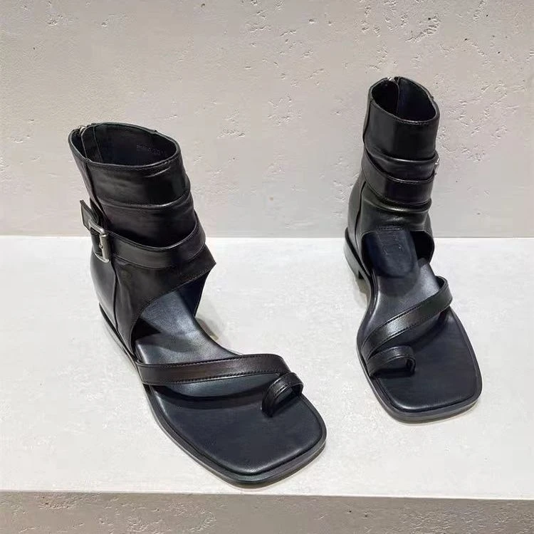 乐魔欧洲站真皮女鞋2025夏新款方头黑色气质后拉链百搭短靴凉鞋潮