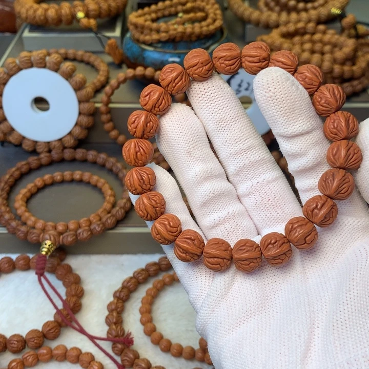 成****手串桃核秦岭龙纹