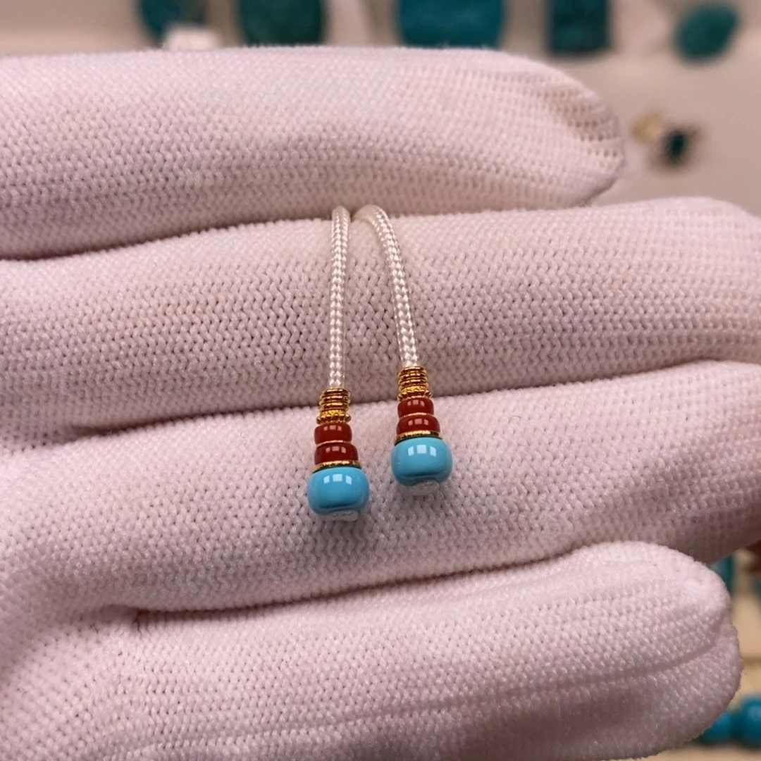 18K金镶嵌绿松石弟子珠AA656