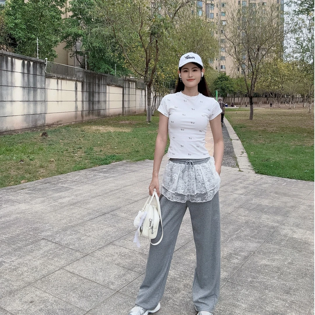 52020设计感蕾丝拼接高腰宽松白色阔腿女裤春夏休闲拖地长裤百搭