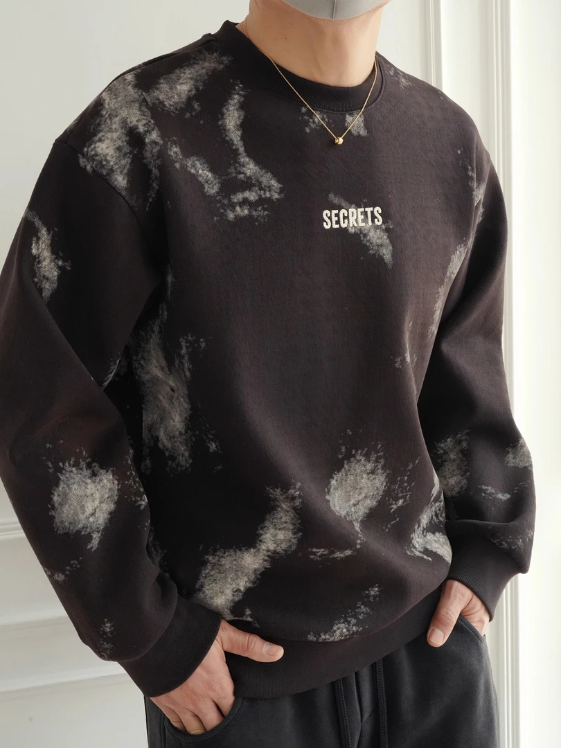 国风水墨肌理感字母绣标薄绒卫衣男冬季潮流情侣款亲肤保暖圆领衫