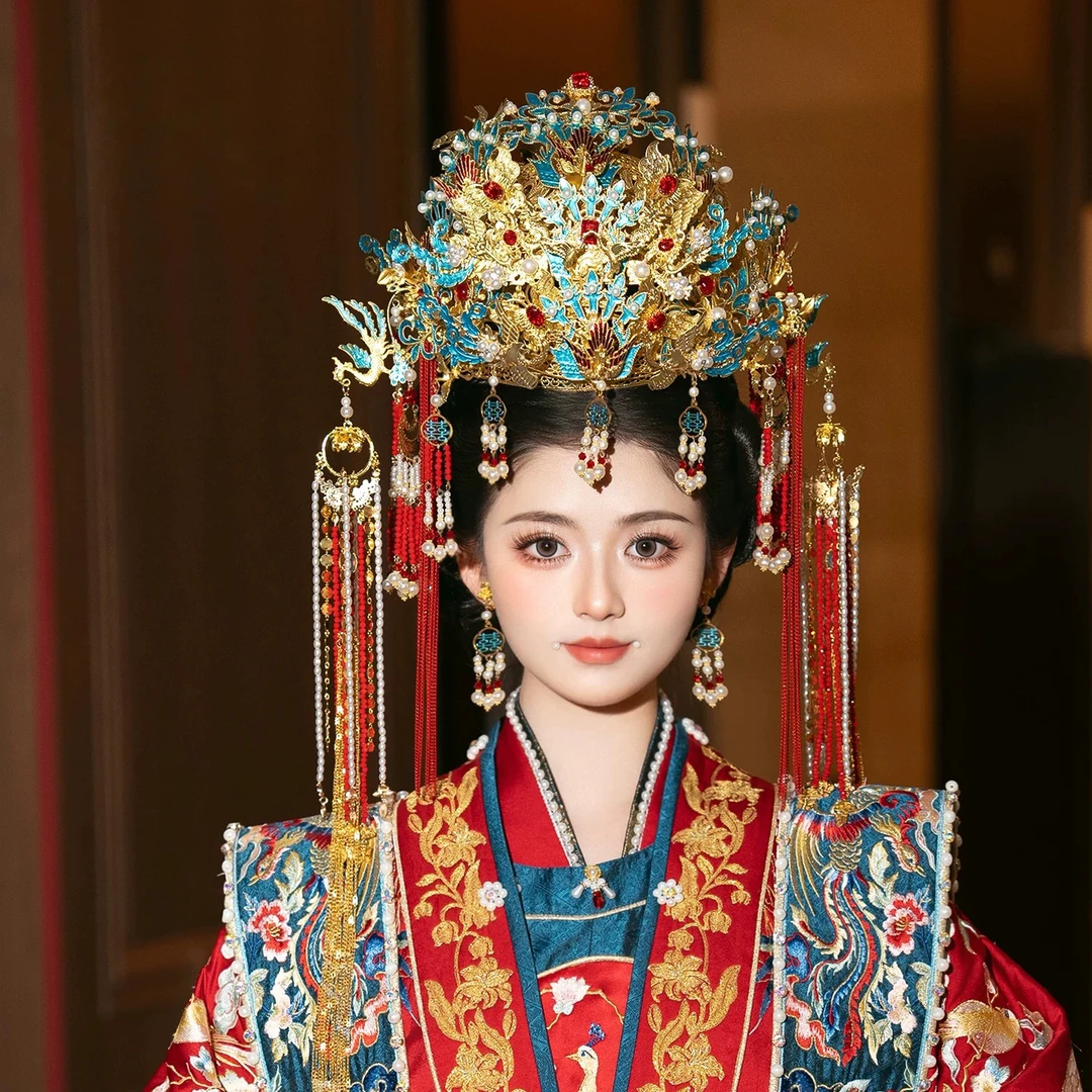 奢华中式汉服高级感端庄凤冠古装发饰复古婚礼新娘传统头饰