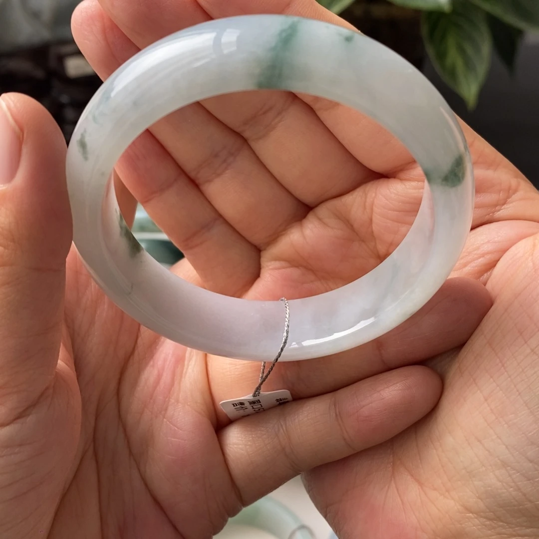 翡翠未镶嵌手镯天然