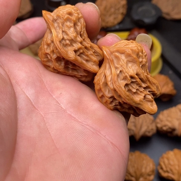 @***乐桃核把件比翼双飞1234