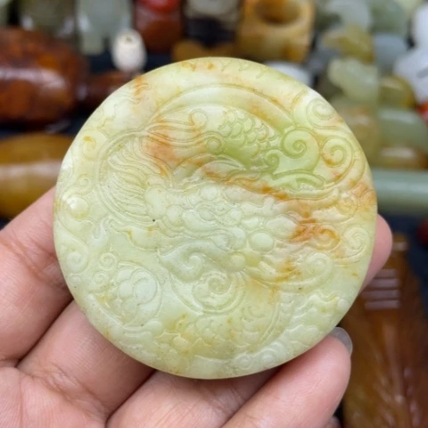 蛇纹石玉未镶嵌颈饰67