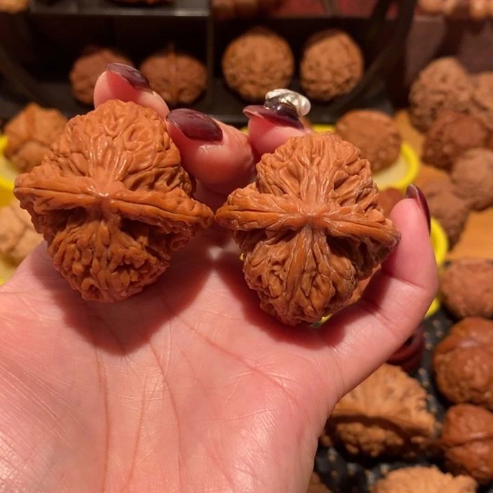 阿***斌吊坠文玩核桃南疆石