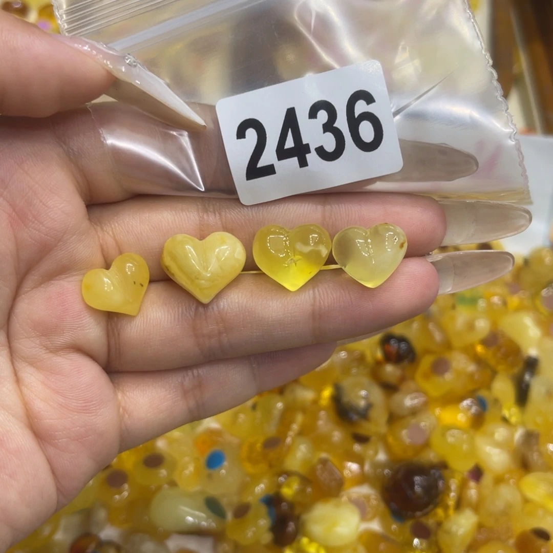 ****宝琥珀未镶嵌珠宝奇石