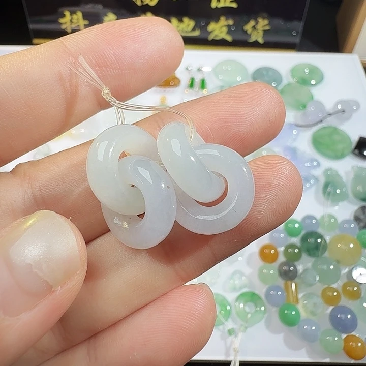 定制翡翠未镶嵌环环