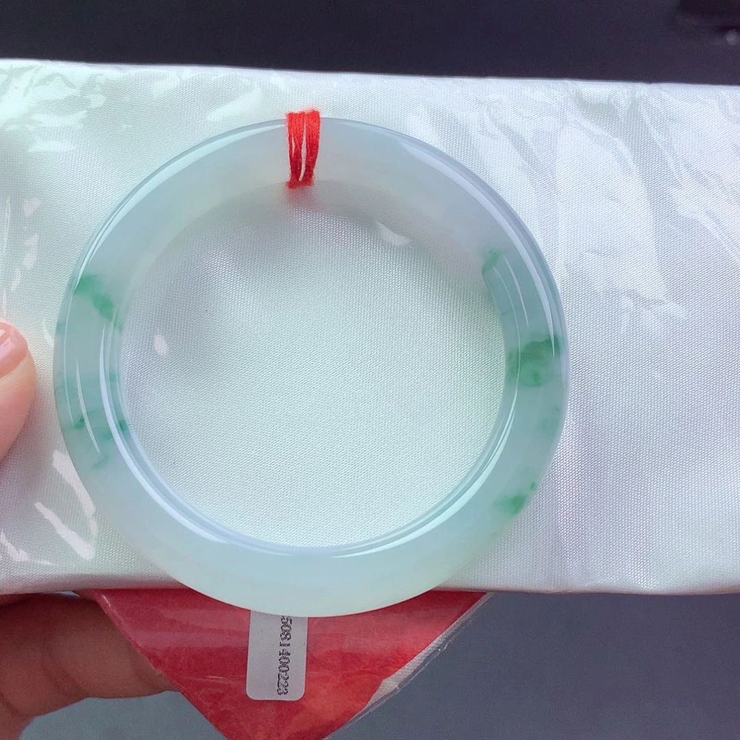 【闪购商品】未镶嵌手镯翡翠a 8034810