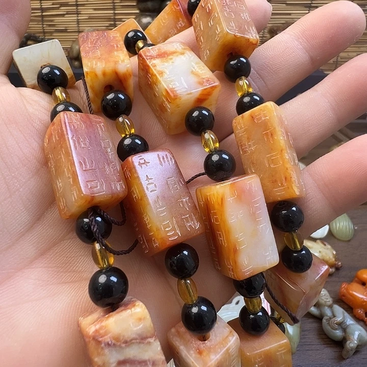 未镶嵌和田玉（糖玉）挂件