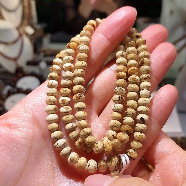 琥珀未镶嵌裸石6m干白花