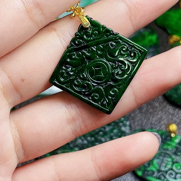 翡翠银S925镶嵌颈饰多样性