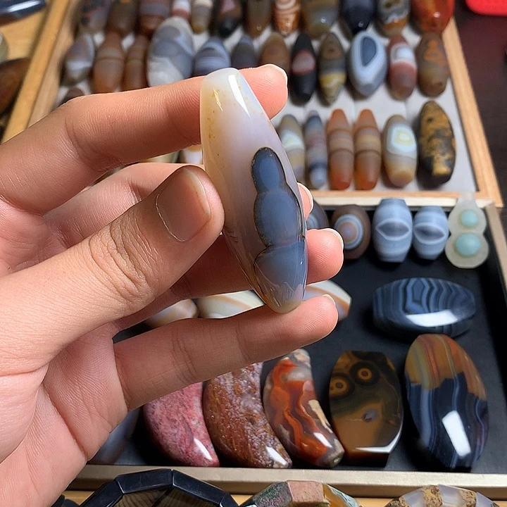 玛瑙/玉髓未镶嵌颈饰