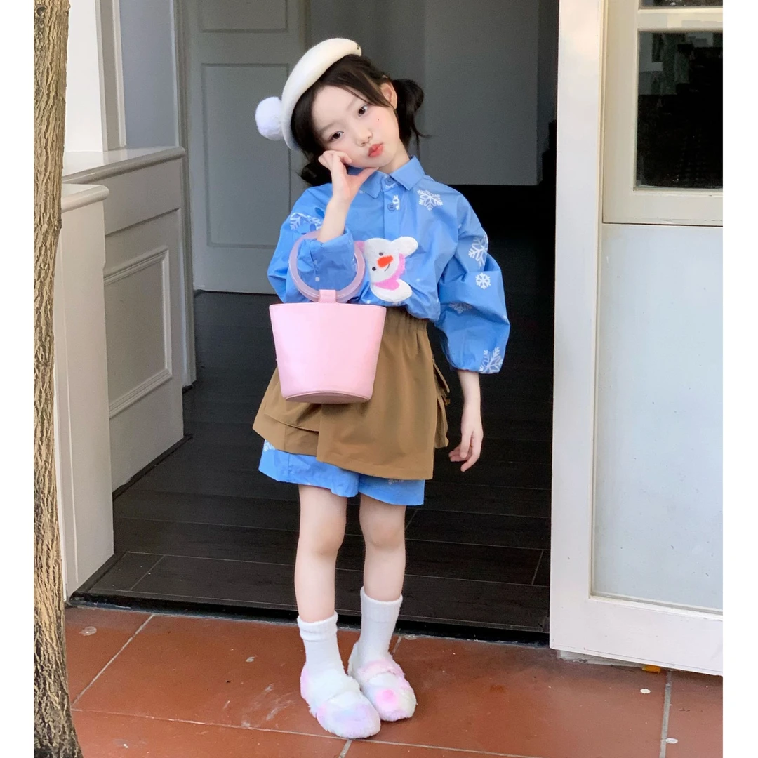 壹妈韩范童装女童时尚套装秋季新款洋气儿童蓝色长袖衬衫短裤屁帘