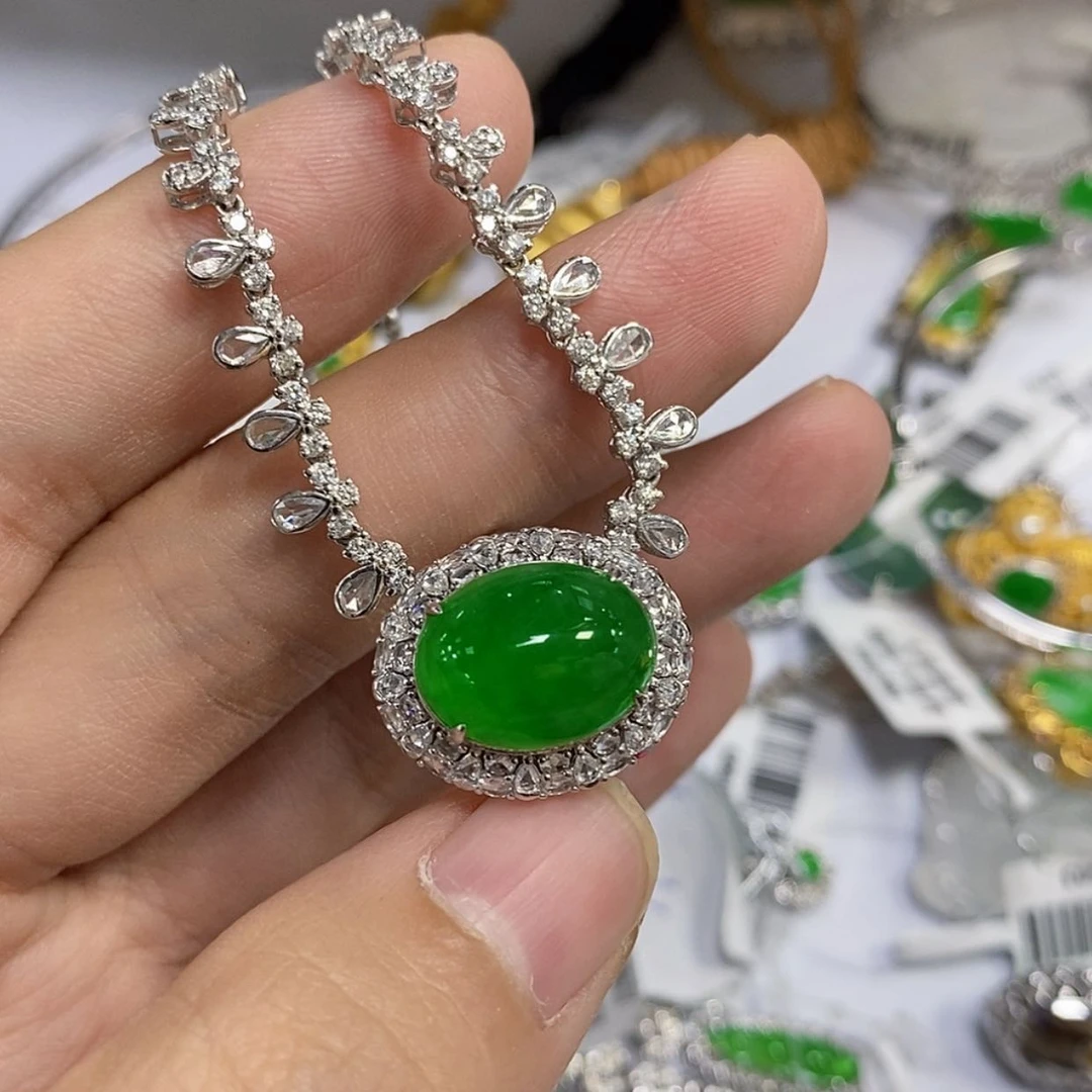 【闪购商品】颈饰18K金镶嵌翡翠两**麻吊坠