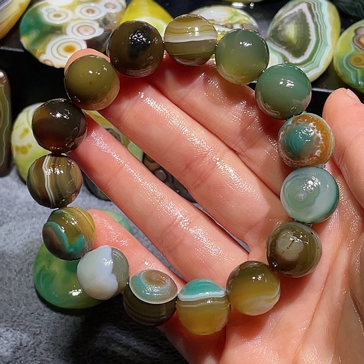 玛瑙/玉髓未镶嵌珠宝奇石