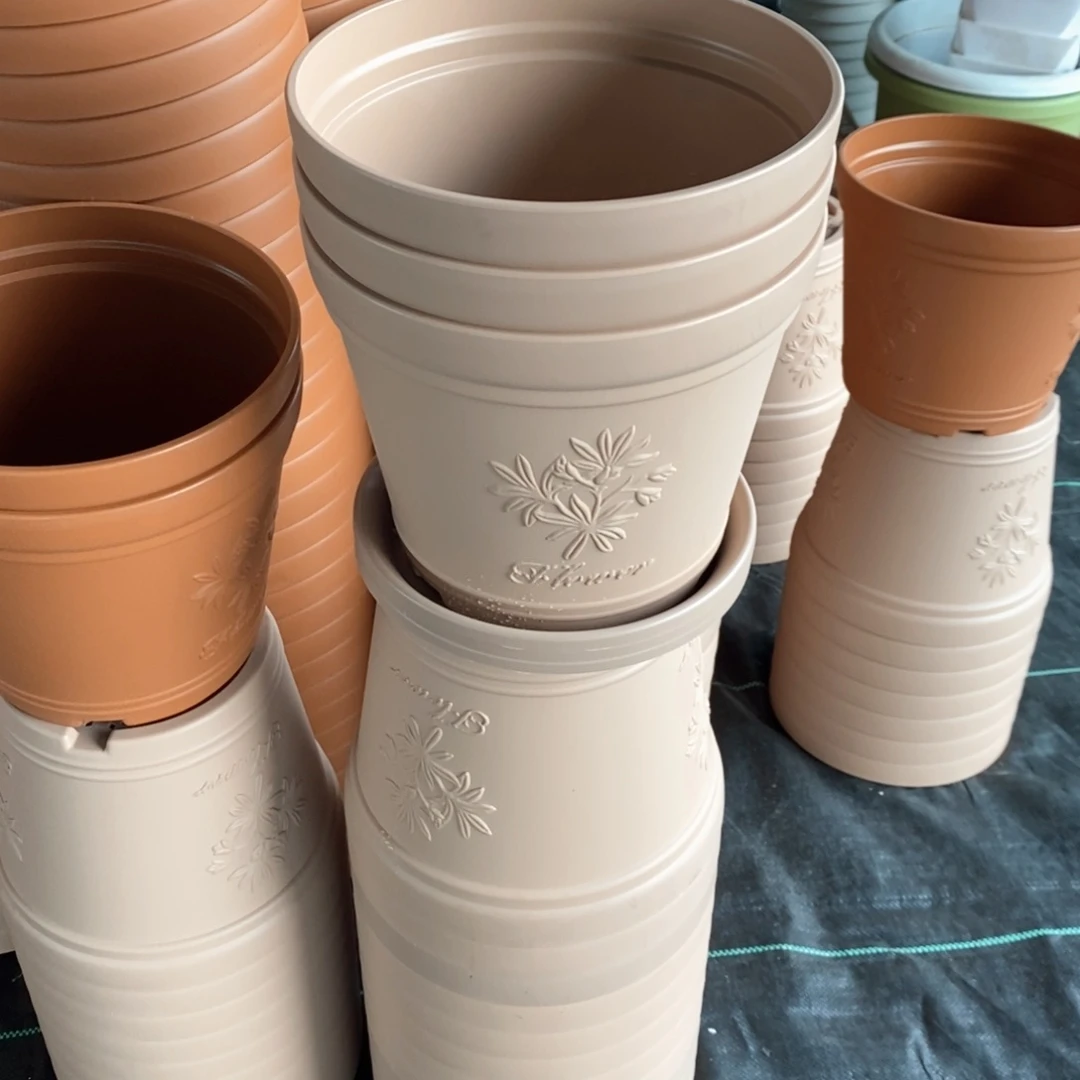 树脂了**啦22.6口浮雕浅色3个带托