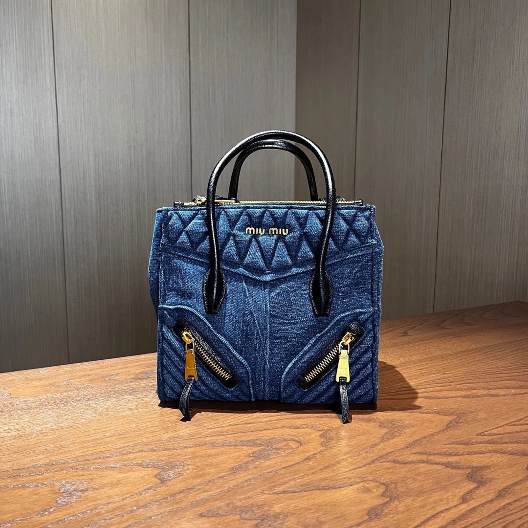 99新 MIU MIU/缪缪 miumiu缪缪 牛仔帆布手提单肩包 尺寸25×22