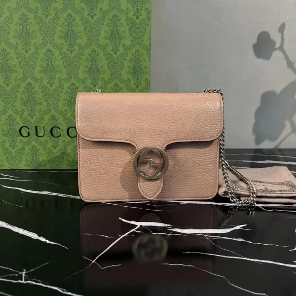 菲拉格慕/包包/95新/市场价16000/250913TA0021