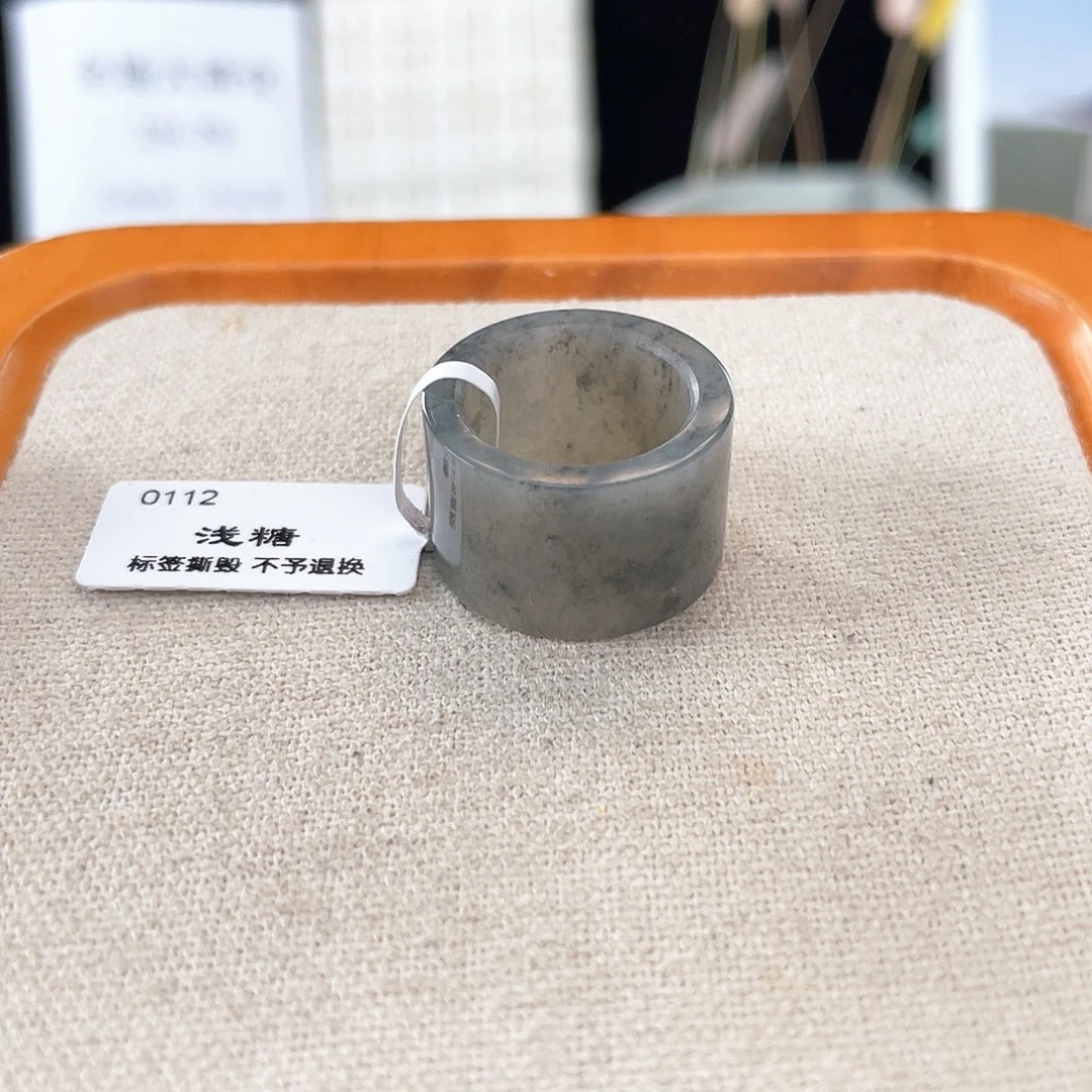 和田玉（糖玉）未镶嵌戒指Y60青花直切16.2不退换