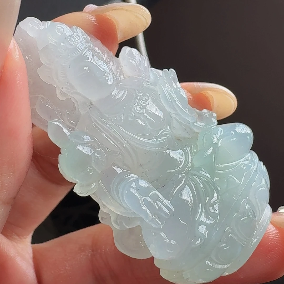 忆***末定制翡翠未镶嵌观音