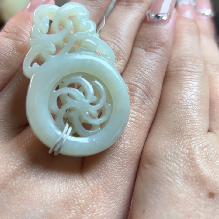 和田玉挂件未镶嵌兰*草