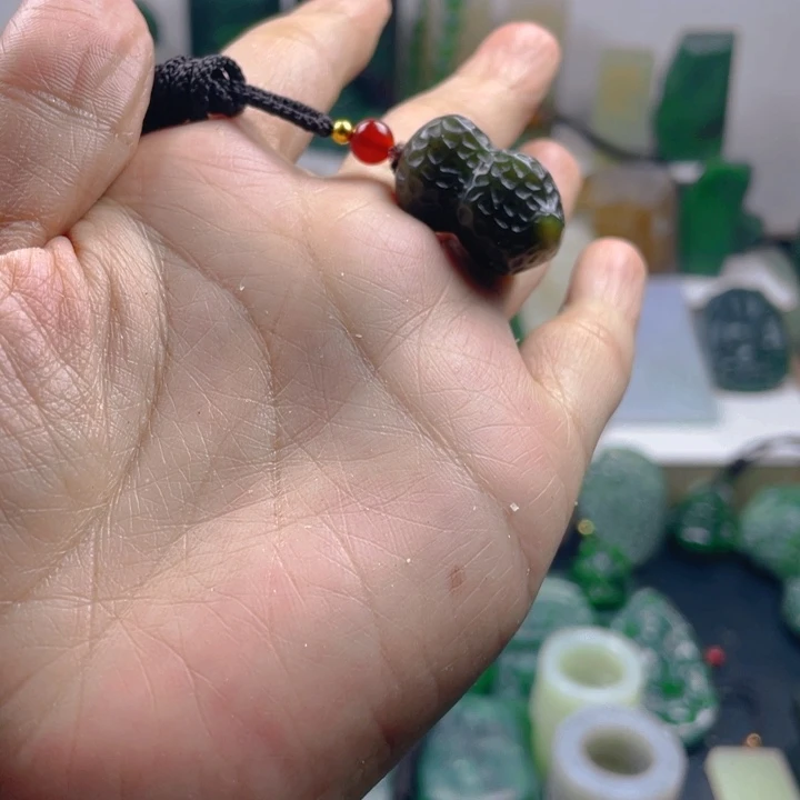 和田玉（糖玉）未镶嵌珠宝半成品