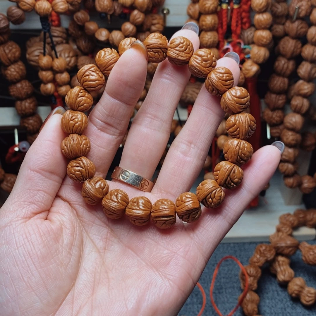 桃核吊坠龙纹桃枭