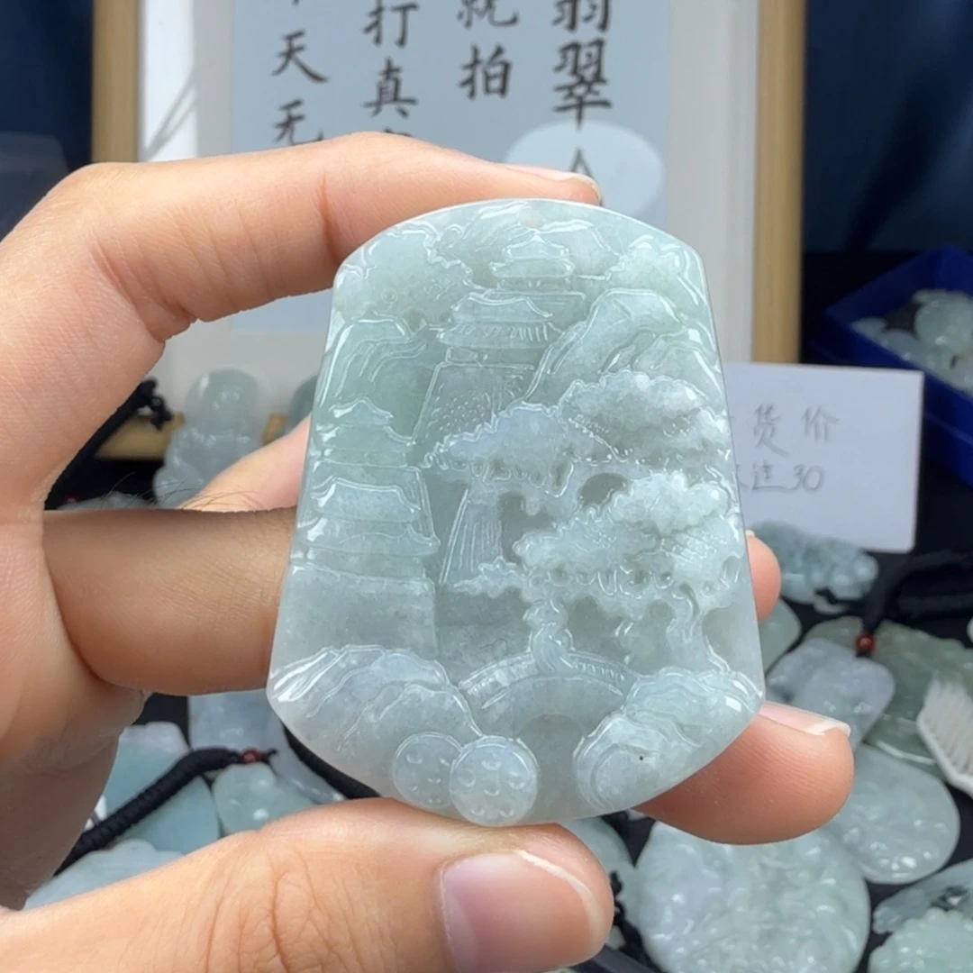 翡翠未镶嵌颈饰翡翠