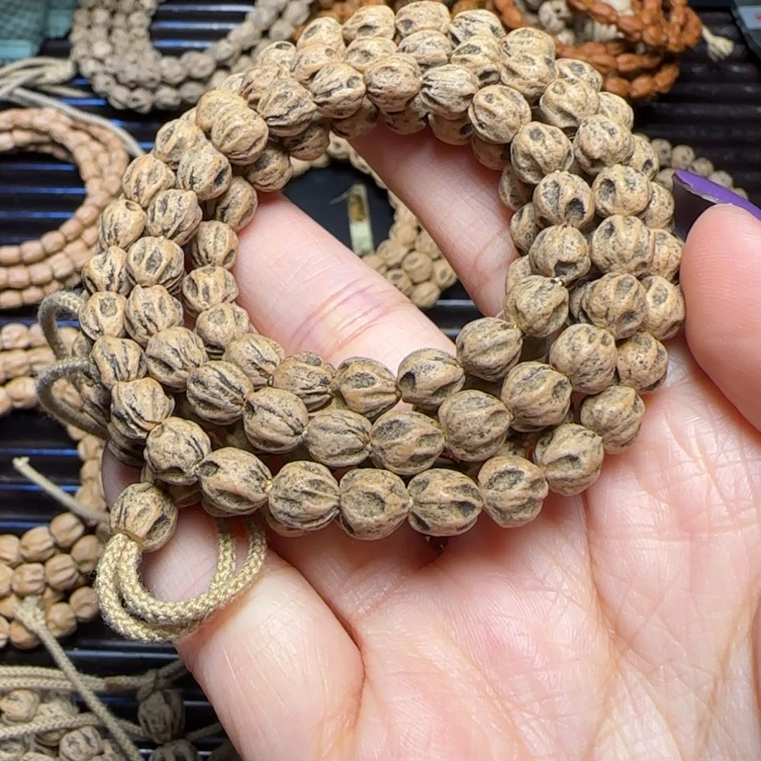 王***下吊坠柏香籽/百香籽