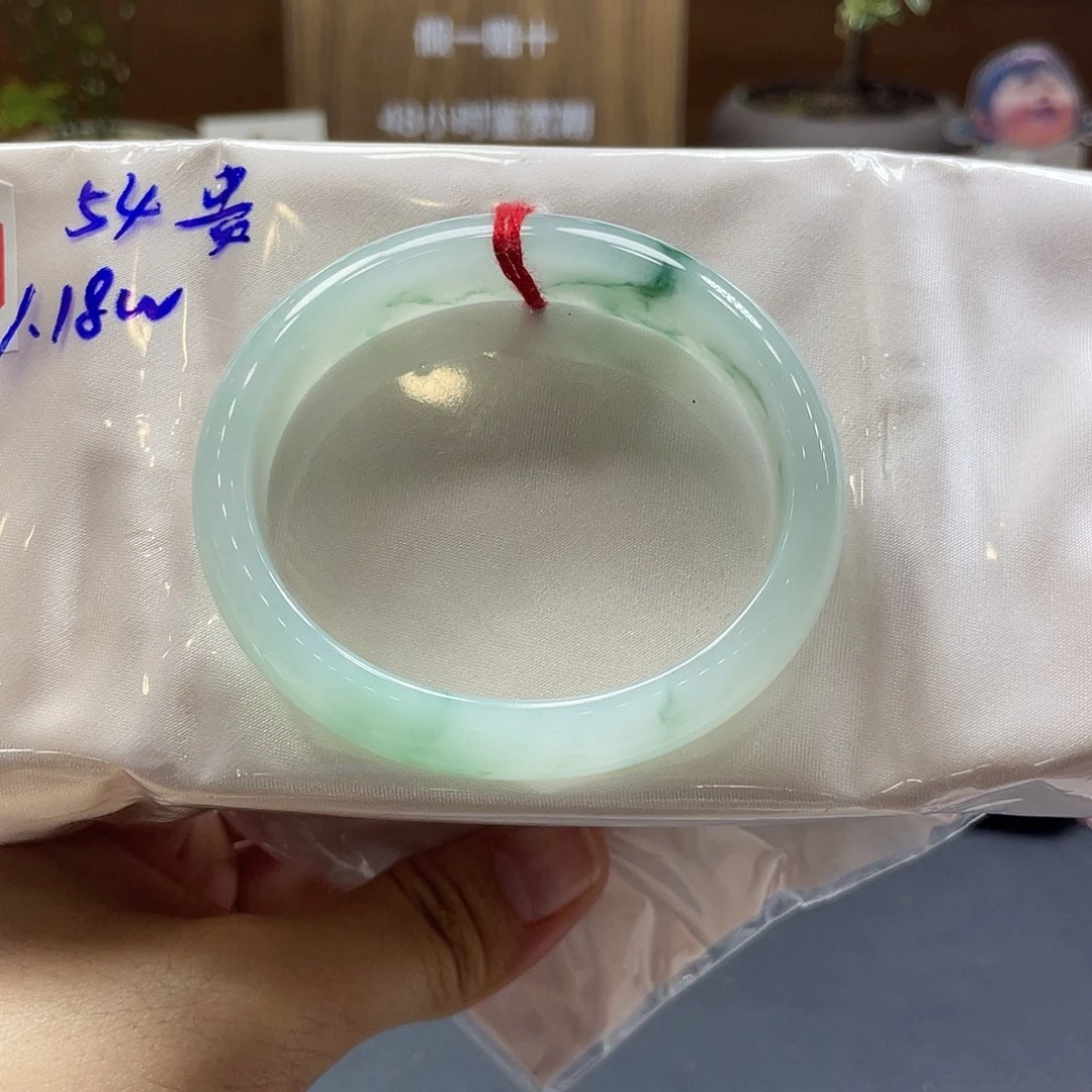 翡翠未镶嵌手镯33