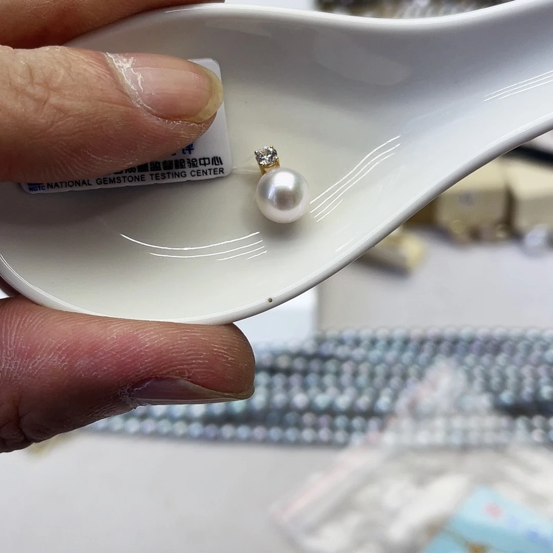 海水珍珠18K金镶嵌颈饰