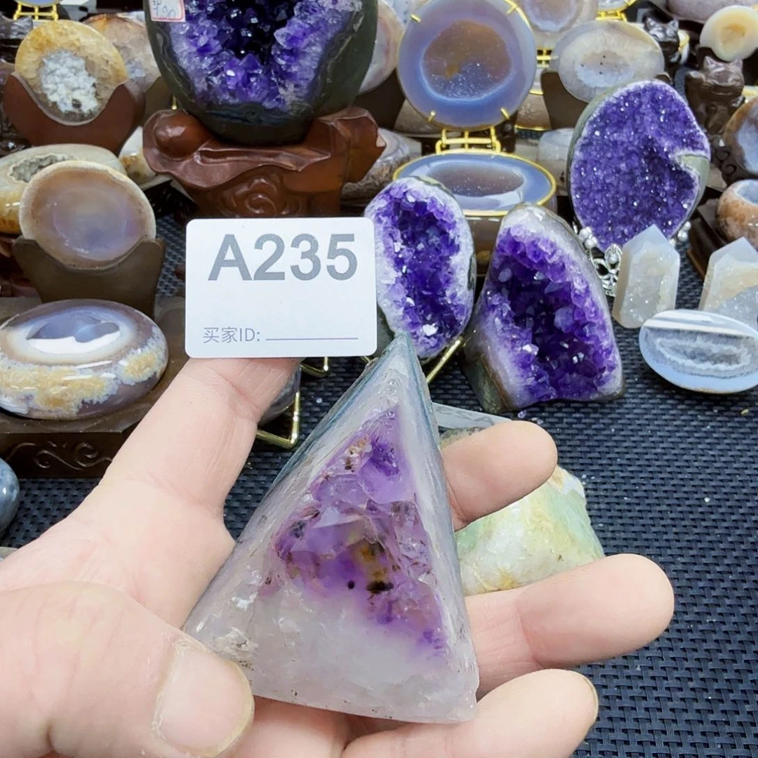 未镶嵌水晶大型摆件（非配饰）