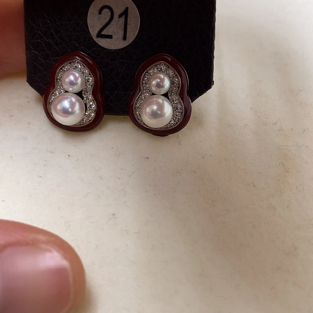 银S925镶嵌耳饰淡水珍珠