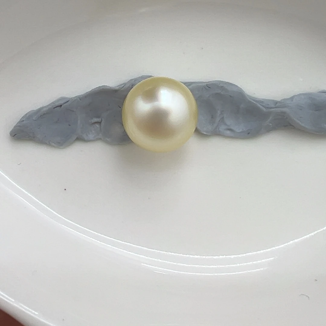 俗***~未镶嵌裸珠海水珍珠