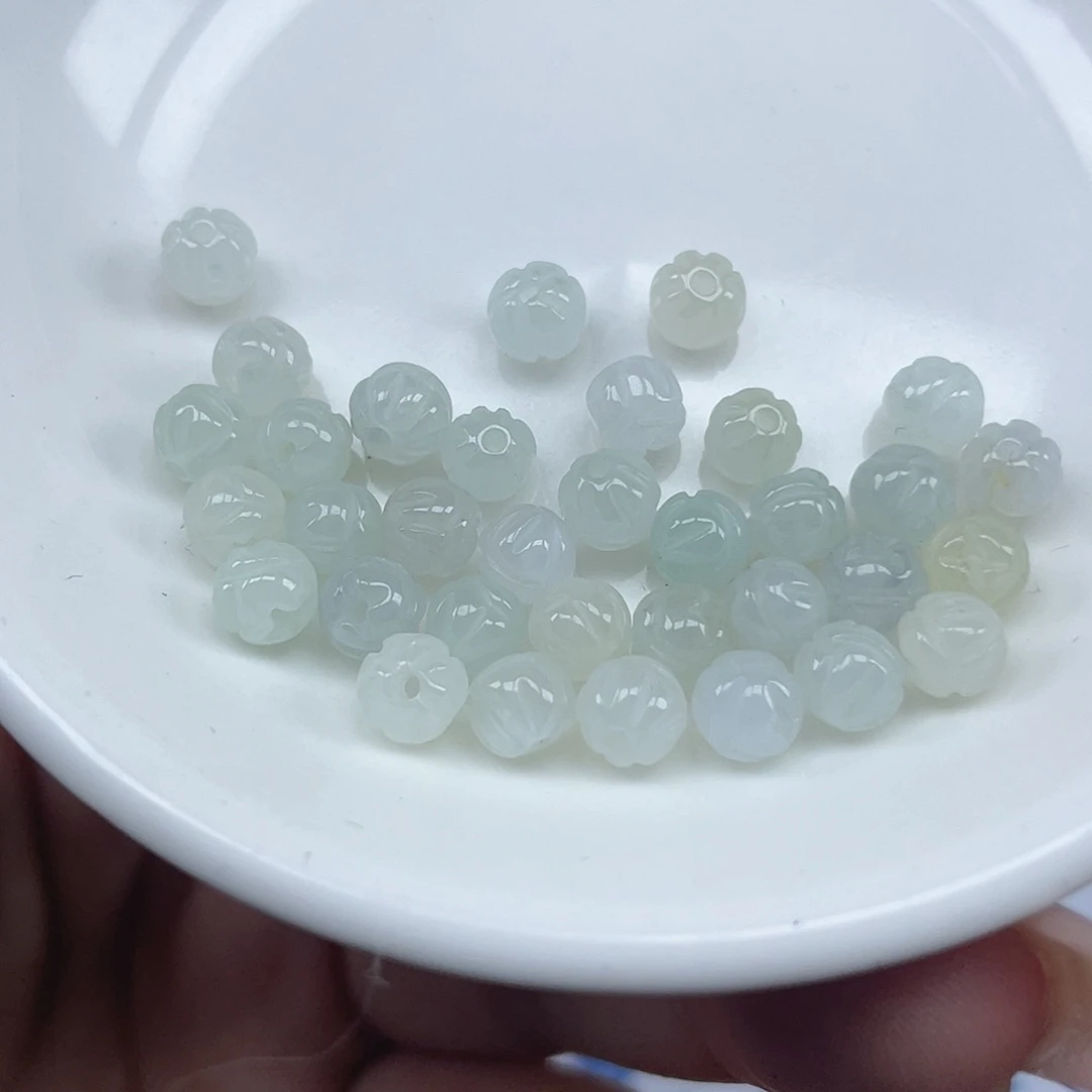 翡翠散珠卡5.6,34颗