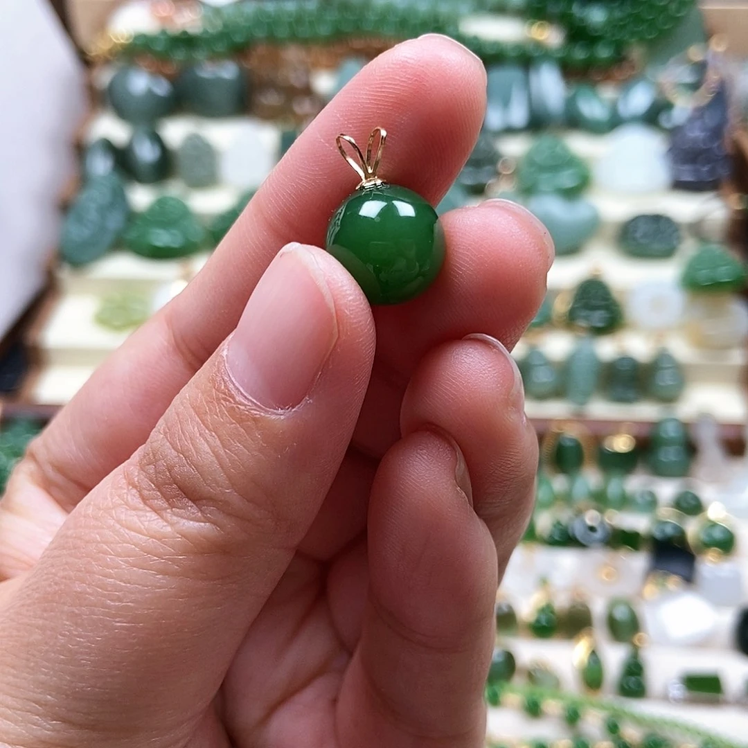 吊坠(不含链)18K金镶嵌和田玉