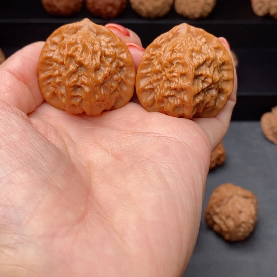 吊坠文玩核桃瓷娃娃